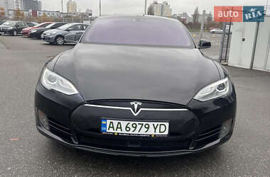 Ліфтбек Tesla Model S 2013 в Ірпені