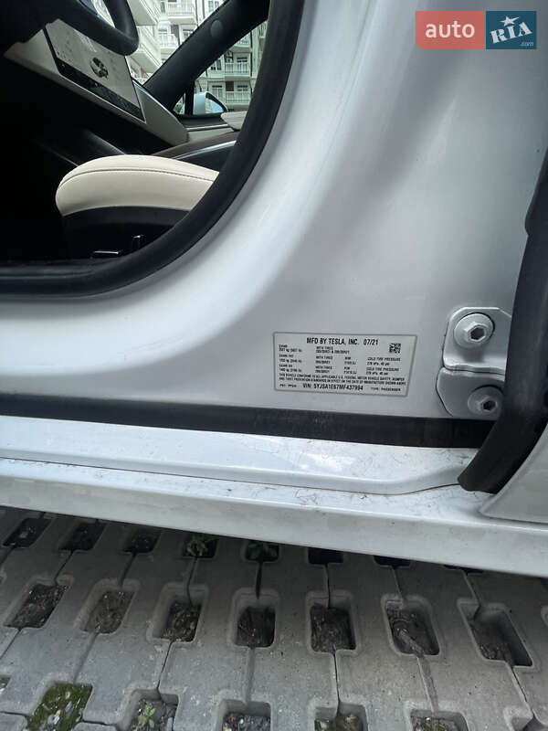 Ліфтбек Tesla Model S 2021 в Києві фото 12 Ліфтбек Tesla Model S 2021 в Києві