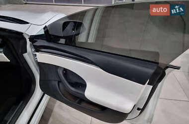 Лифтбек Tesla Model S 2021 в Одессе