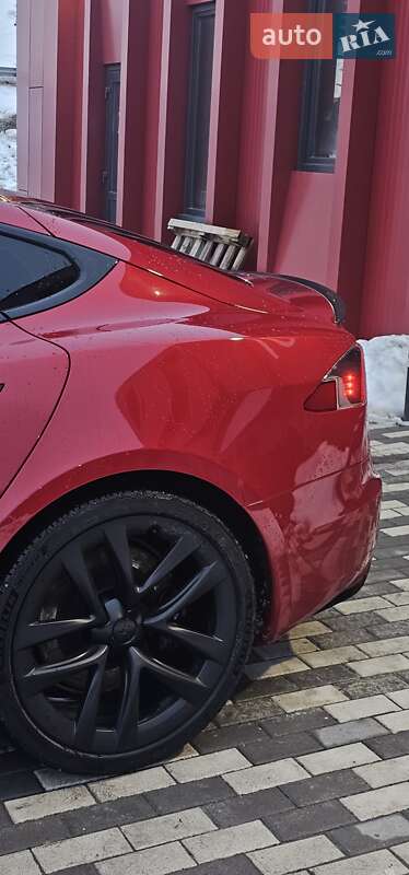 Ліфтбек Tesla Model S 2021 в Львові