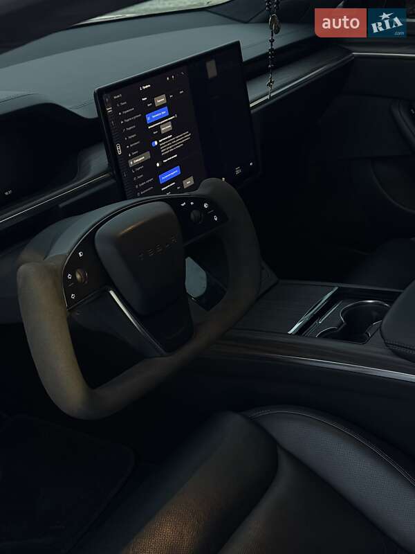 Ліфтбек Tesla Model S 2021 в Львові