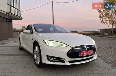 Ліфтбек Tesla Model S 2014 в Сокалі