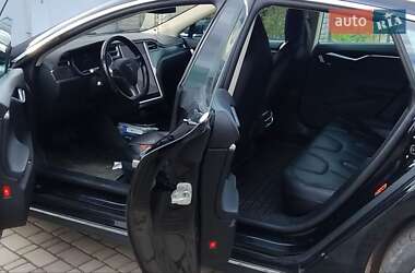 Лифтбек Tesla Model S 2014 в Дрогобыче