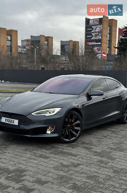 Ліфтбек Tesla Model S 2019 в Дніпрі