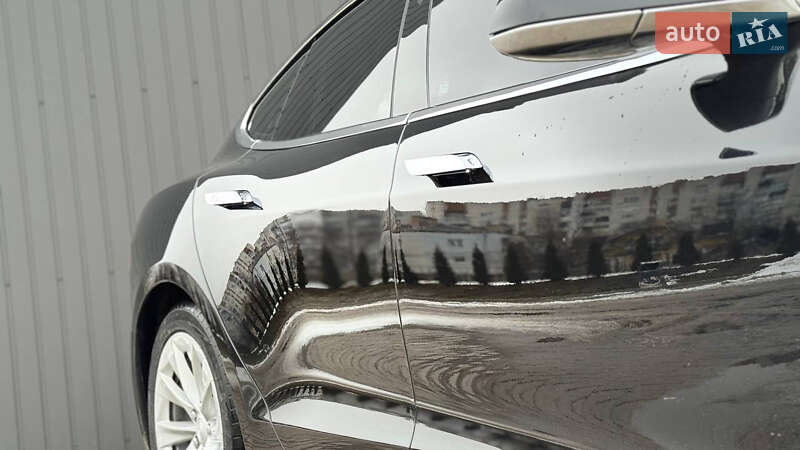 Лифтбек Tesla Model S 2017 в Трускавце фото 42 Лифтбек Tesla Model S 2017 в Трускавце