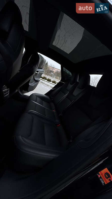 Лифтбек Tesla Model S 2017 в Трускавце фото 98 Лифтбек Tesla Model S 2017 в Трускавце