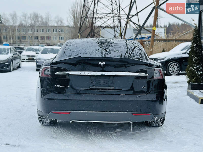 Ліфтбек Tesla Model S 2014 в Харкові