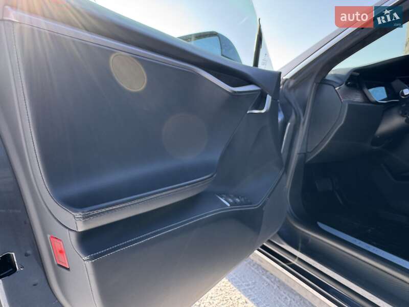 Лифтбек Tesla Model S 2018 в Ровно фото 9 Лифтбек Tesla Model S 2018 в Ровно