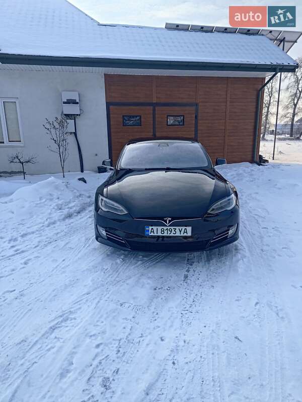 Ліфтбек Tesla Model S 2017 в Києві фото 6 Ліфтбек Tesla Model S 2017 в Києві