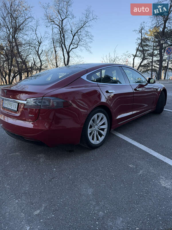 Ліфтбек Tesla Model S 2018 в Одесі