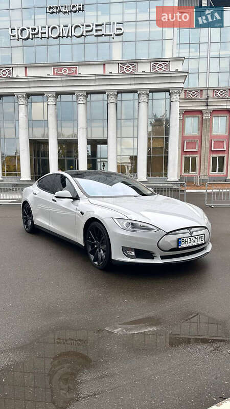2013 Tesla Model S, VIN 5YJSA1CP9DFP07027:plate — фото 1 (autoria)