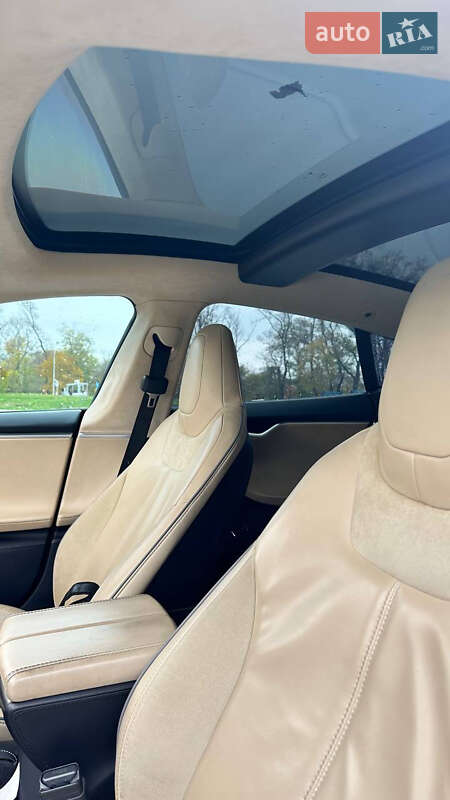 Лифтбек Tesla Model S 2013 в Одессе
