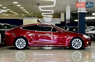 Лифтбек Tesla Model S 2019 в Николаеве