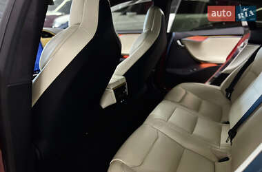 Лифтбек Tesla Model S 2019 в Николаеве