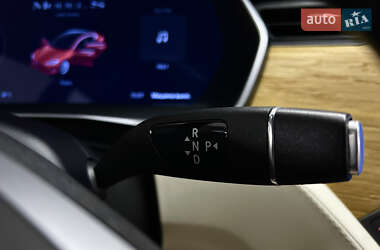 Лифтбек Tesla Model S 2019 в Николаеве