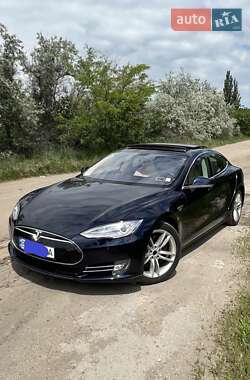Лифтбек Tesla Model S 2014 в Одессе