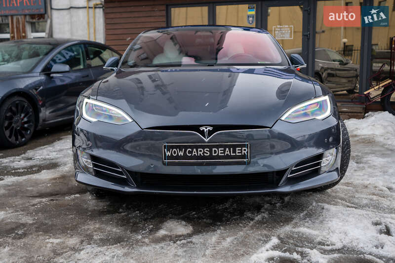 Ліфтбек Tesla Model S 2020 в Києві
