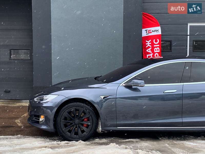 Ліфтбек Tesla Model S 2017 в Києві фото 5 Ліфтбек Tesla Model S 2017 в Києві