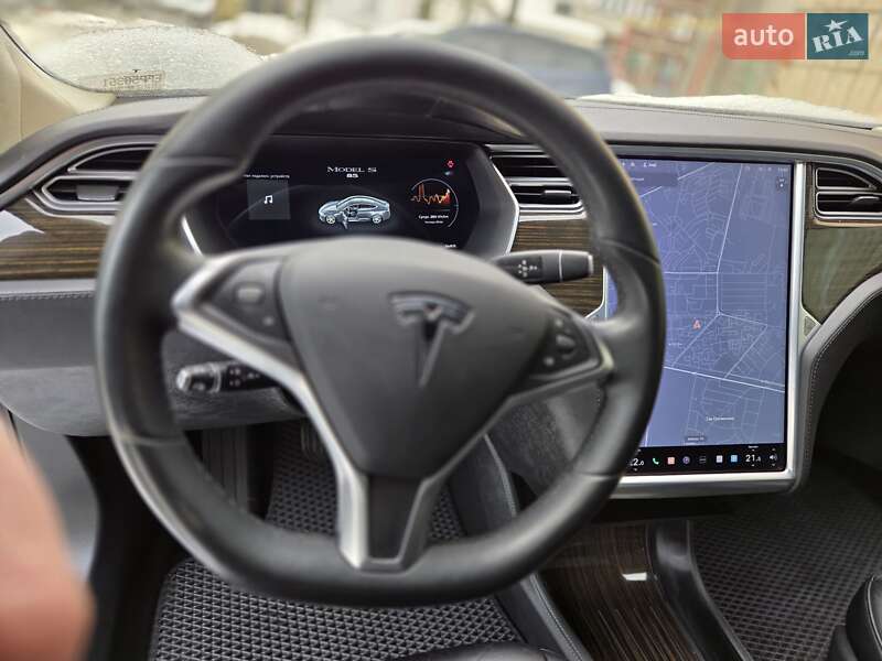 Лифтбек Tesla Model S 2014 в Тернополе фото 23 Лифтбек Tesla Model S 2014 в Тернополе