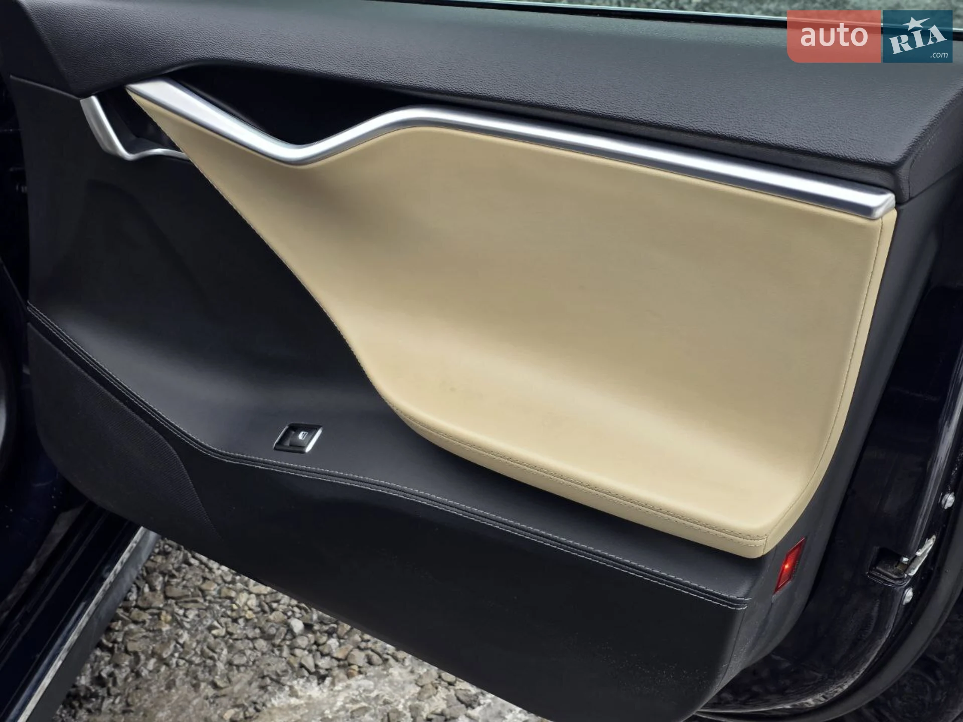 2014 Tesla Model S - мініатюра 4