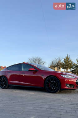 Лифтбек Tesla Model S 2014 в Львове