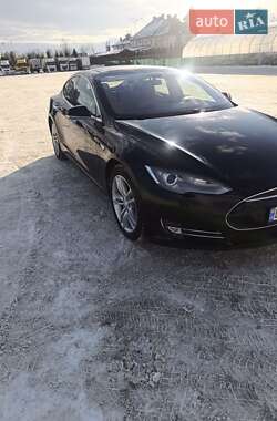 Ліфтбек Tesla Model S 2013 в Львові