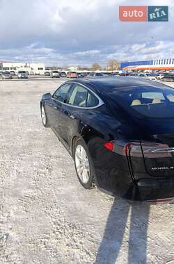 Ліфтбек Tesla Model S 2013 в Львові