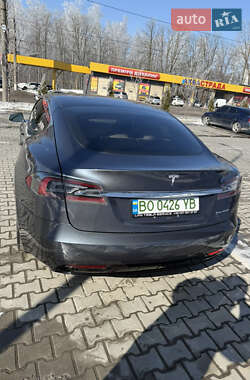Ліфтбек Tesla Model S 2019 в Тернополі