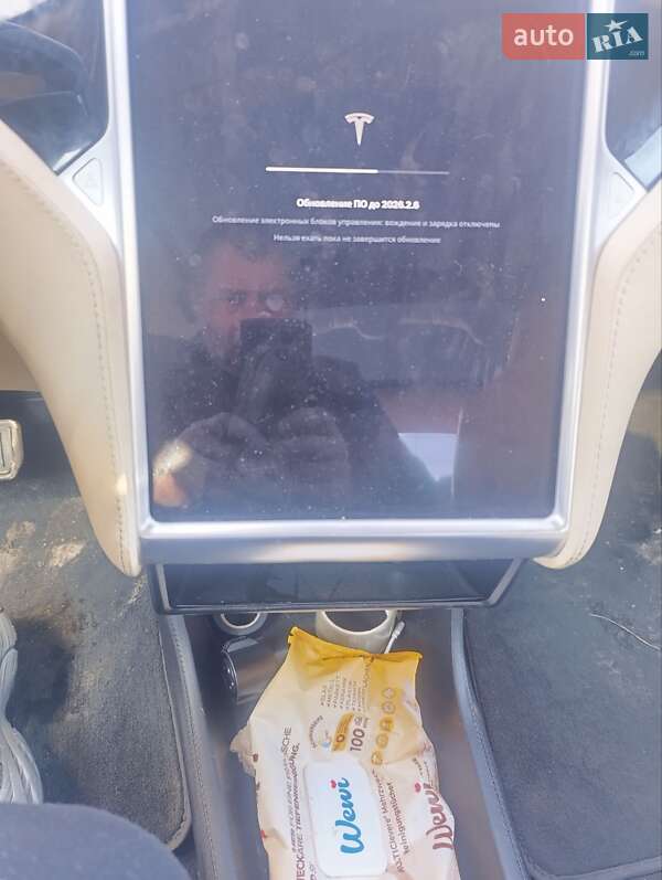 Ліфтбек Tesla Model S 2013 в Львові