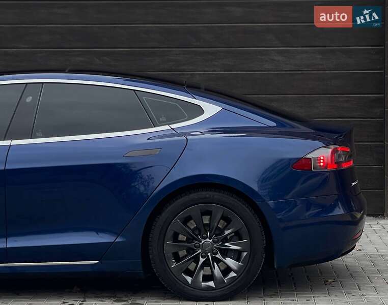 Лифтбек Tesla Model S 2017 в Николаеве фото 4 Лифтбек Tesla Model S 2017 в Николаеве