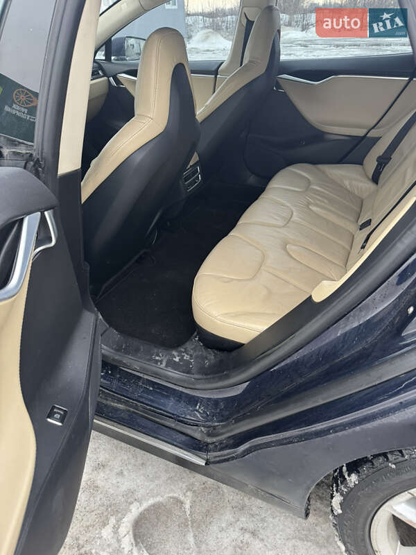 Ліфтбек Tesla Model S 2013 в Києві фото 6 Ліфтбек Tesla Model S 2013 в Києві