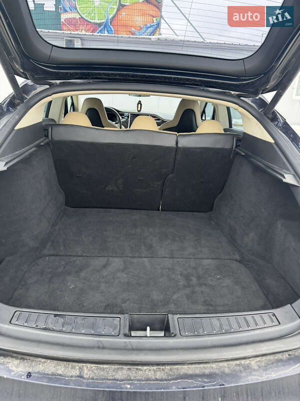 Ліфтбек Tesla Model S 2013 в Києві фото 8 Ліфтбек Tesla Model S 2013 в Києві
