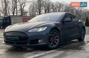 Лифтбек Tesla Model S 2015 в Киеве