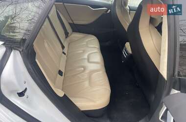 Лифтбек Tesla Model S 2017 в Киеве