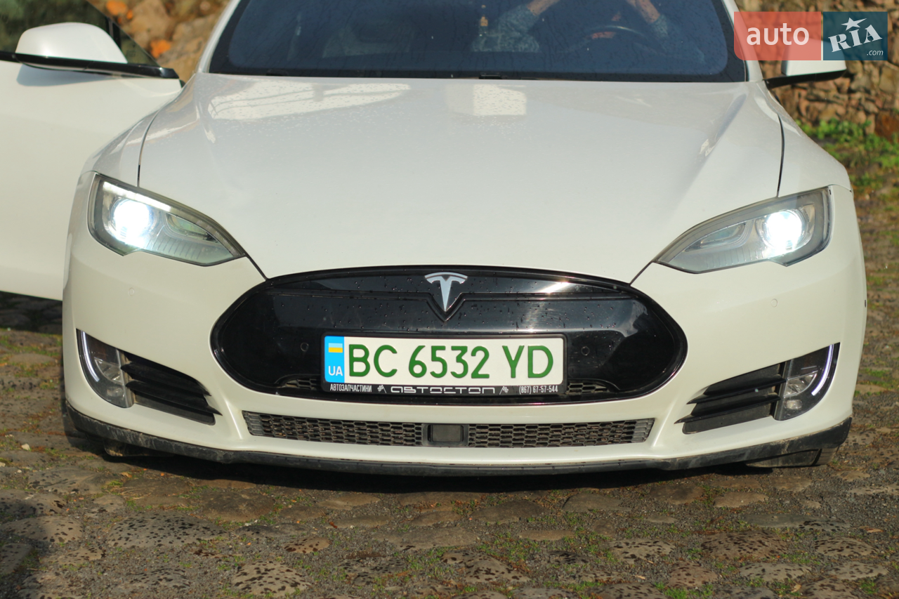 2014 Tesla Model S - мініатюра 31