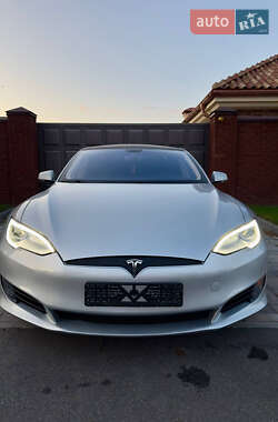 Лифтбек Tesla Model S 2013 в Киеве