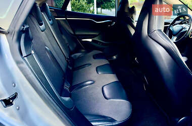Лифтбек Tesla Model S 2013 в Киеве