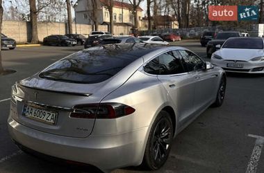 Ліфтбек Tesla Model S 2018 в Львові