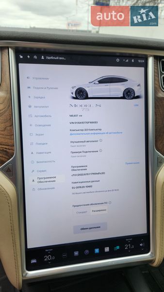 Лифтбек Tesla Model S 2016 в Киеве
