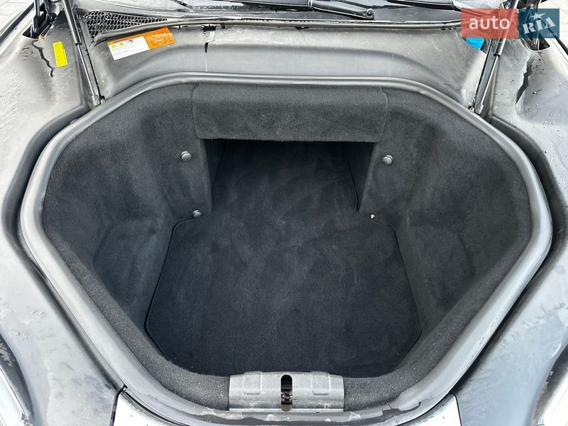 Лифтбек Tesla Model S 2013 в Луцке