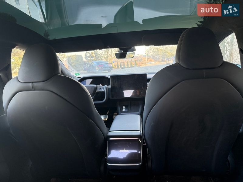 Лифтбек Tesla Model S 2022 в Львове