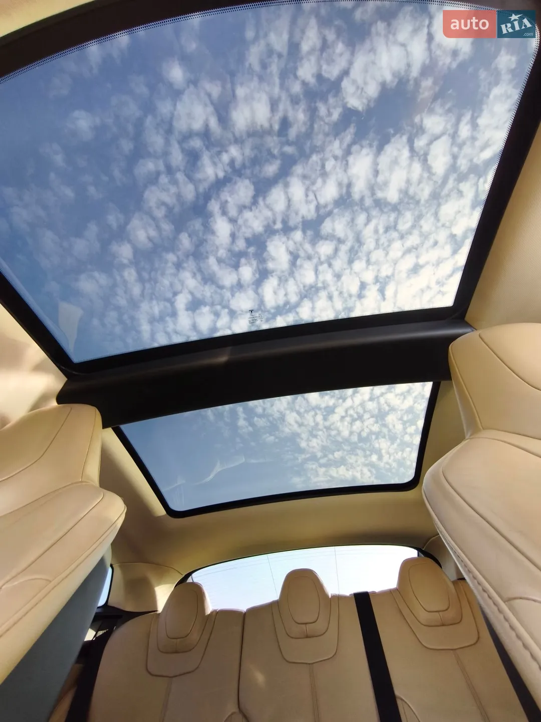 2014 Tesla Model S - мініатюра 17