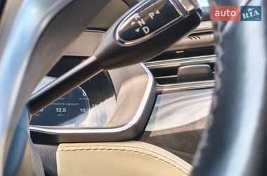 Лифтбек Tesla Model S 2014 в Львове