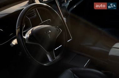 Лифтбек Tesla Model S 2015 в Ивано-Франковске