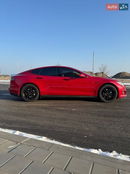 Ліфтбек Tesla Model S 2014 в Черкасах фото 8 Ліфтбек Tesla Model S 2014 в Черкасах