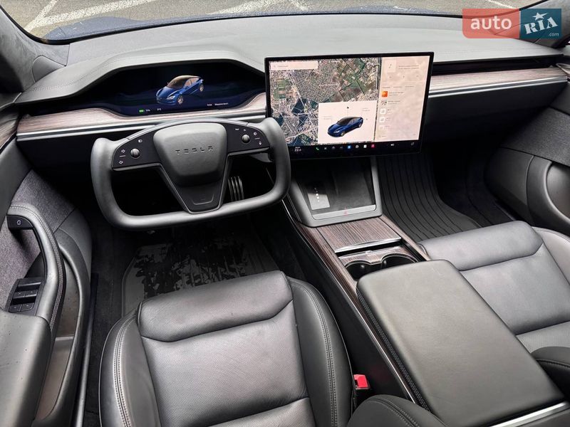 Лифтбек Tesla Model S 2022 в Запорожье