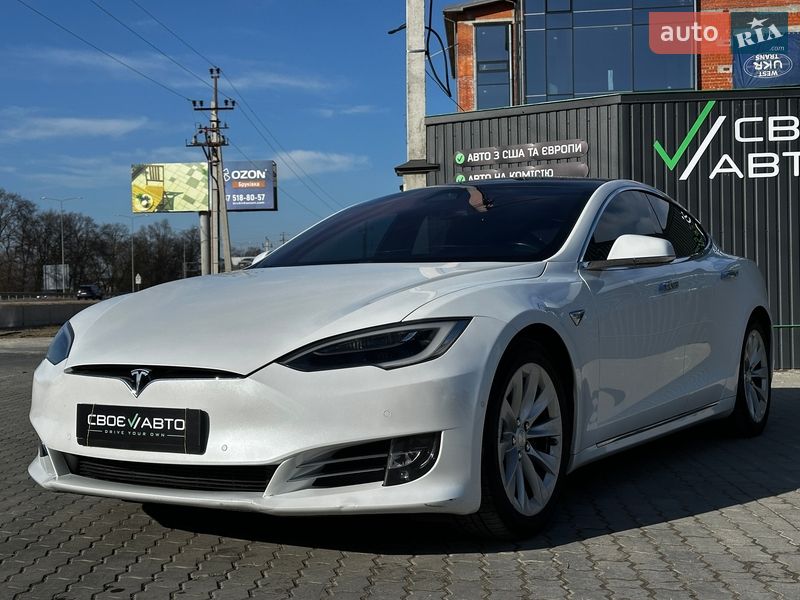 Tesla Model S 2016