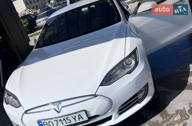 Ліфтбек Tesla Model S 2014 в Шумську
