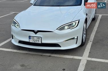 Лифтбек Tesla Model S 2024 в Днепре