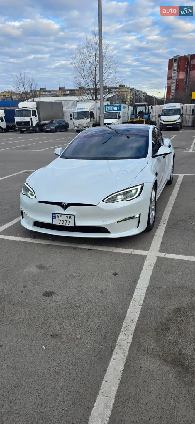 2024 Tesla Model S - фото 1